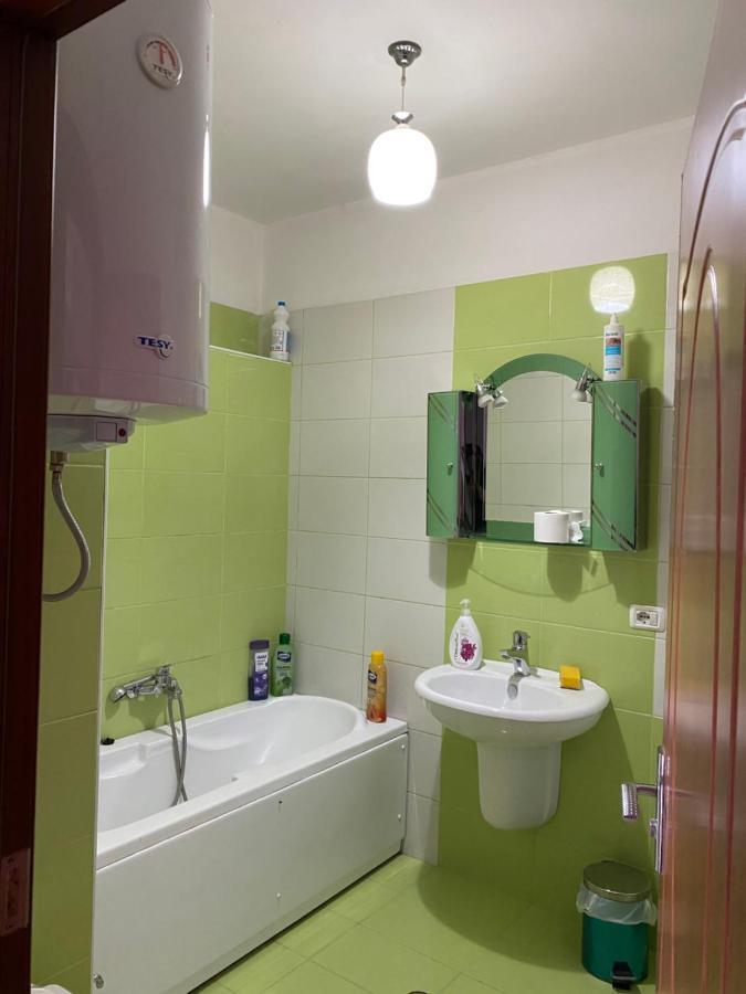 Stay The Night Shkodra Apartment City Centre Экстерьер фото